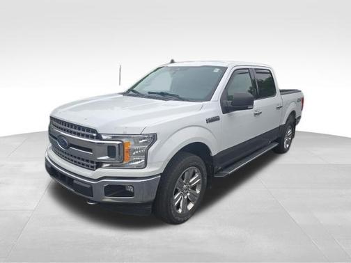 Oxford White 2019 Ford F-150 XLT