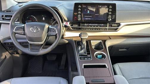 2023 Toyota Sienna XLE 7 Passenger