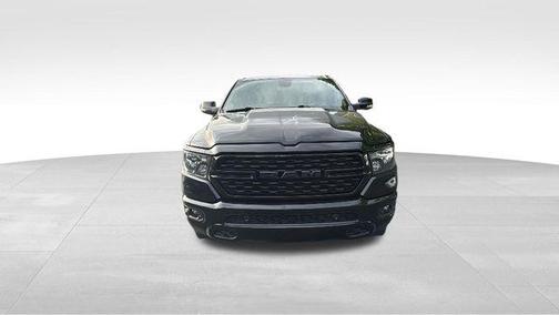 Diamond Black Crystal Pearlcoat 2023 RAM 1500 Big Horn/Lone Star