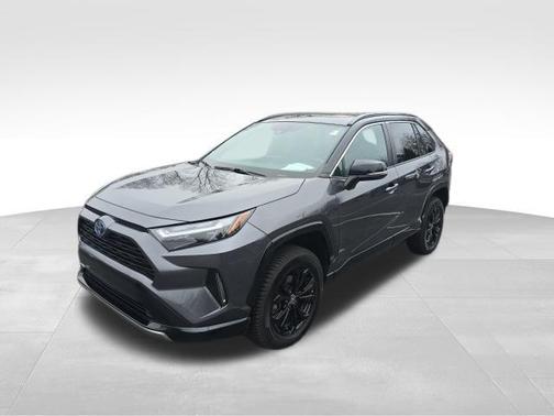 2022 Toyota RAV4 Hybrid SE