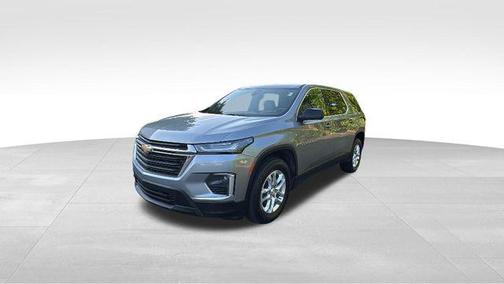 Sterling Grey Metallic 2023 Chevrolet Traverse LS