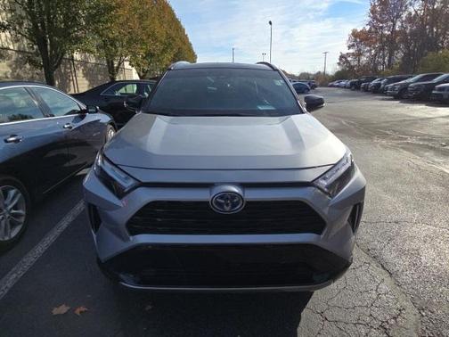 2024 Toyota RAV4 Hybrid SE