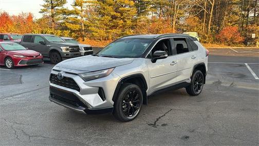 2024 Toyota RAV4 Hybrid SE