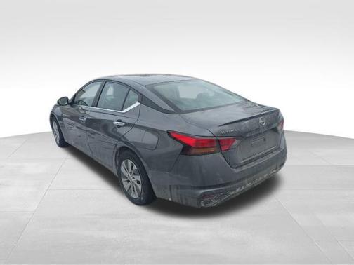 2024 Nissan Altima S FWD