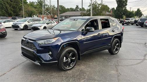 2021 Toyota RAV4 Hybrid SE