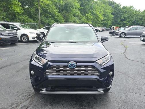 2021 Toyota RAV4 Hybrid SE
