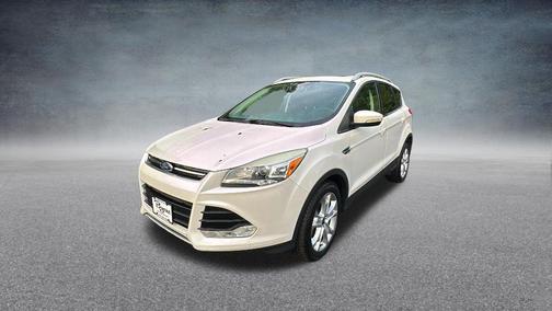 Oxford White 2015 Ford Escape Titanium