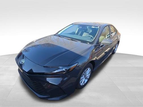 Underground 2025 Toyota Camry LE