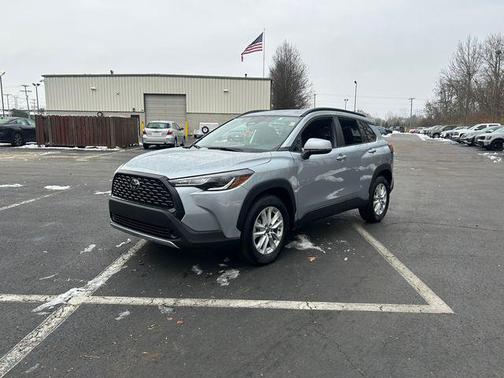 2024 Toyota Corolla Cross LE