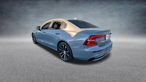 Gray 2023 Volvo S60 Recharge Plug-In Hybrid T8 Plus Dark Theme