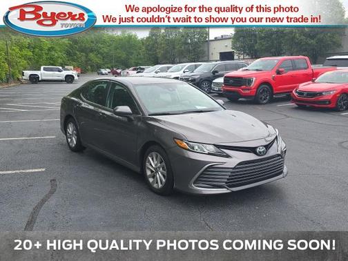 2024 Toyota Camry LE
