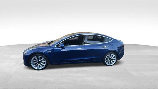 Deep Blue Metallic 2020 Tesla Model 3 Long Range