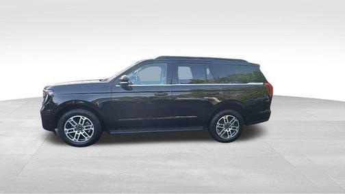 Black Metallic 2025 Ford Expedition Active