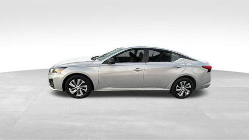 2024 Nissan Altima S FWD