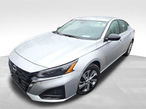 2024 Nissan Altima S FWD