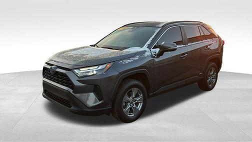 2022 Toyota RAV4 Hybrid XLE