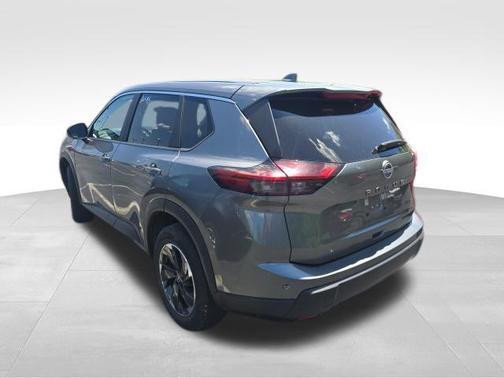 Gun Metallic 2025 Nissan Rogue SV
