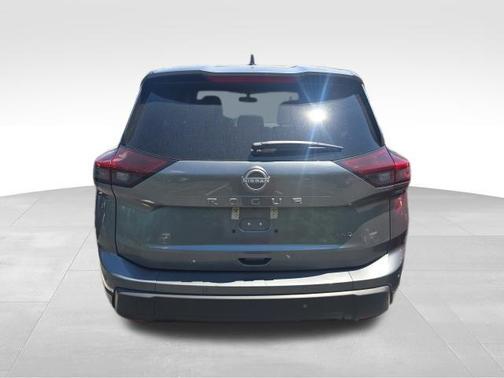 Gun Metallic 2025 Nissan Rogue SV