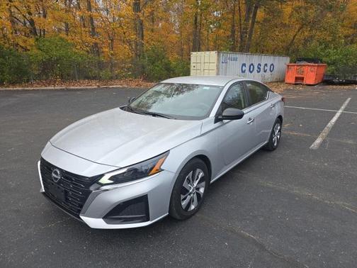 2024 Nissan Altima S FWD