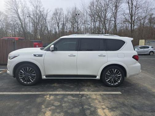 2021 INFINITI QX80 SENSORY AWD