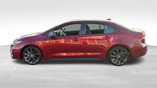 Ruby Flare Pearl 2025 Toyota Corolla SE