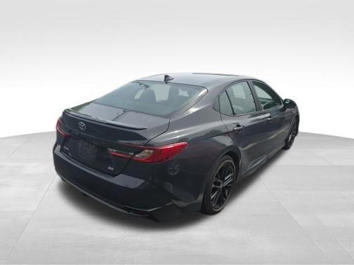 Underground 2025 Toyota Camry SE