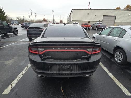 2017 Dodge Charger SXT