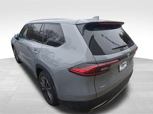 2025 Toyota Grand Highlander Hybrid Limited MAX