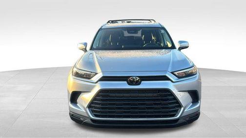 01j9 2024 Toyota Grand Highlander Hybrid XLE