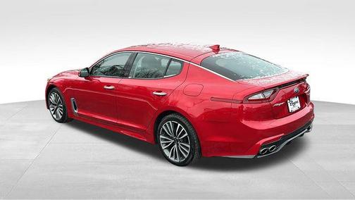 2019 Kia Stinger Base