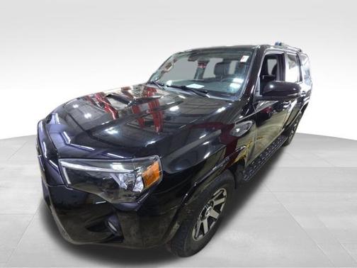 Midnight Black Metallic 2020 Toyota 4Runner TRD Off Road Premium