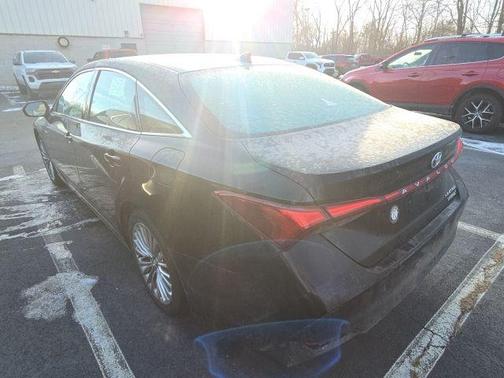 2020 Toyota Avalon Hybrid Limited
