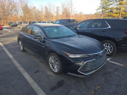 2020 Toyota Avalon Hybrid Limited