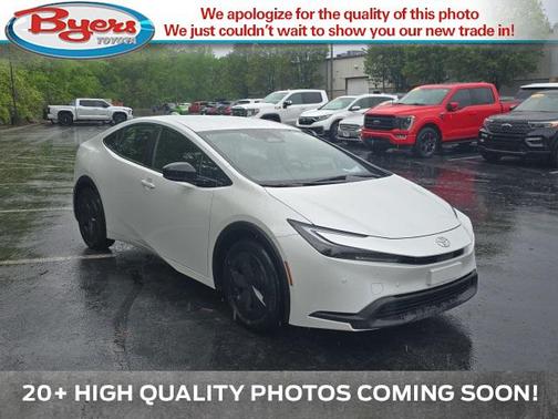 2024 Toyota Prius LE
