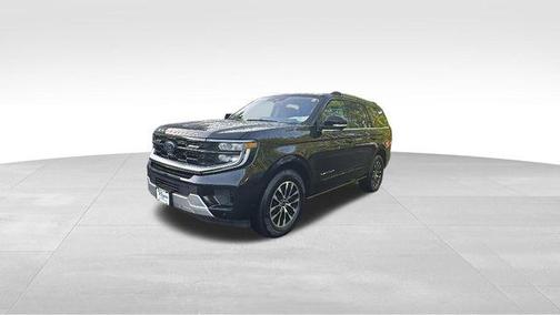 Black Metallic 2025 Ford Expedition Platinum