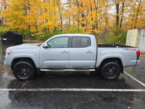 2018 Toyota Tacoma TRD Sport