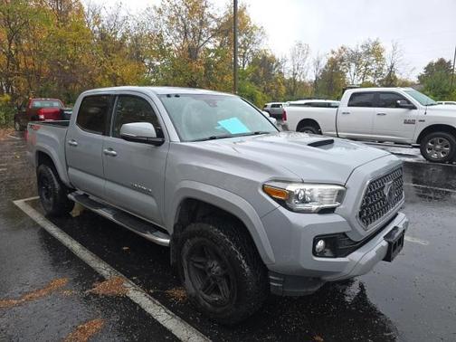 2018 Toyota Tacoma TRD Sport