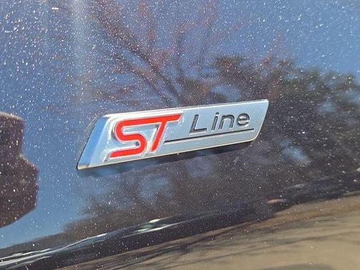 Black Metallic 2025 Ford Explorer ST-Line