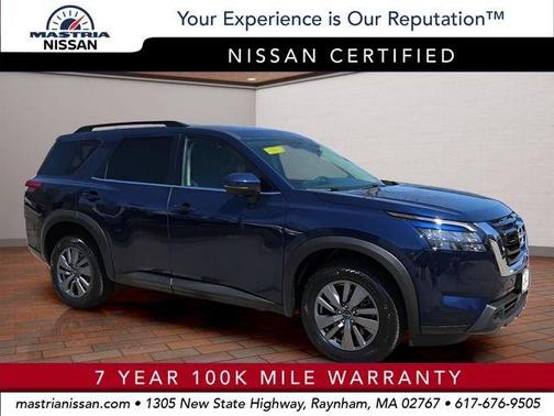Deep Ocean Blue 2025 Nissan Pathfinder SV
