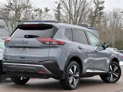 2022 Nissan Rogue SL