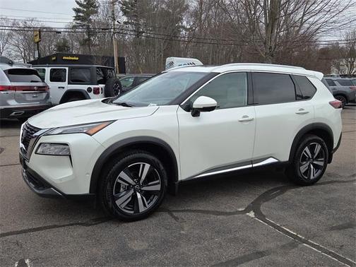 2023 Nissan Rogue SL