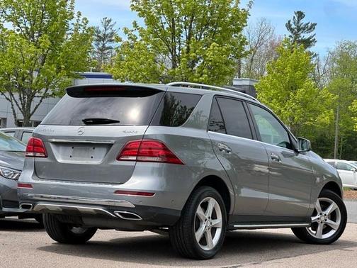 2016 Mercedes-Benz GLE-Class GLE 300d 4MATIC