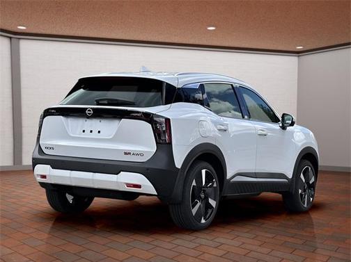 2025 Nissan Kicks SR