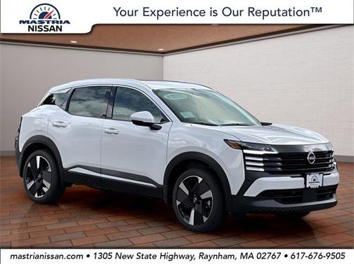 2025 Nissan Kicks SR