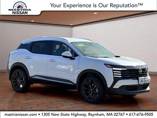 2025 Nissan Kicks SR