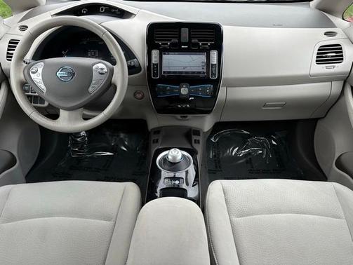 2016 Nissan Leaf SV