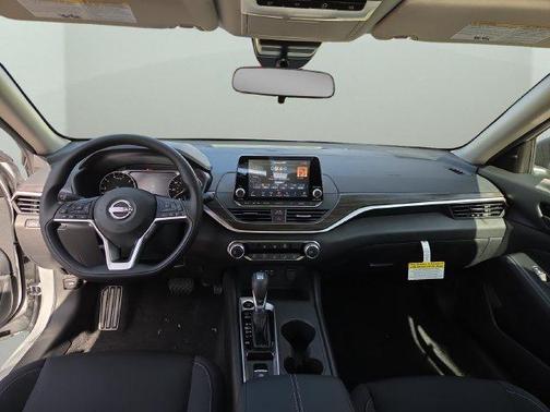 Brilliant Silver Metallic 2026 Nissan Altima SV