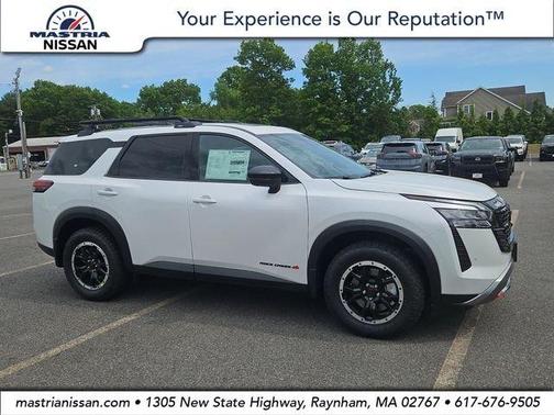 Everest White P 2026 Nissan Pathfinder Rock Creek