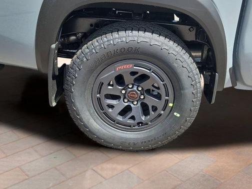 Boulder Gray Metallic 2026 Nissan Frontier PRO-4X