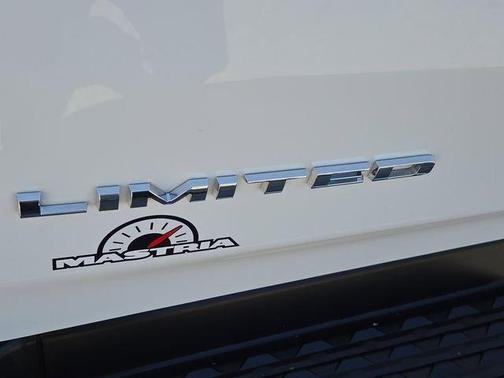 Bright White Clearcoat 2023 RAM 1500 Limited